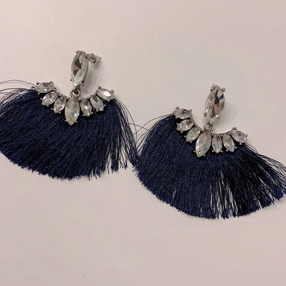 NWOT Dark Blue Fringe Earrings - Picture 3 of 5